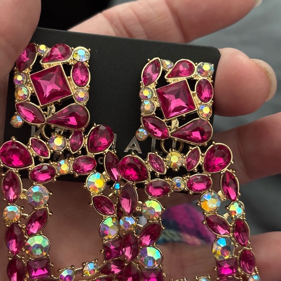 Kelmall Rhinestone Crystal pink statement Earrings NWT - Picture 3 of 5